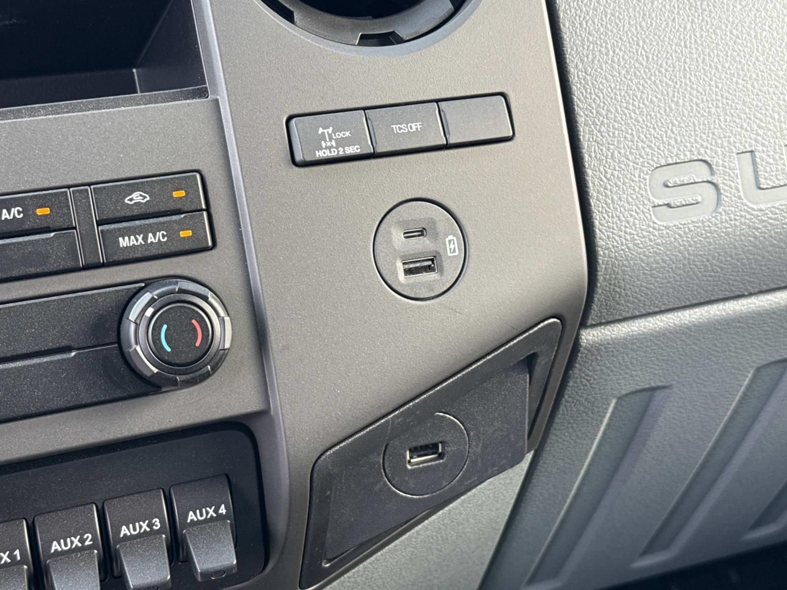 New 2027 Ford F750 2WD Regular Cab Super Duty image 19