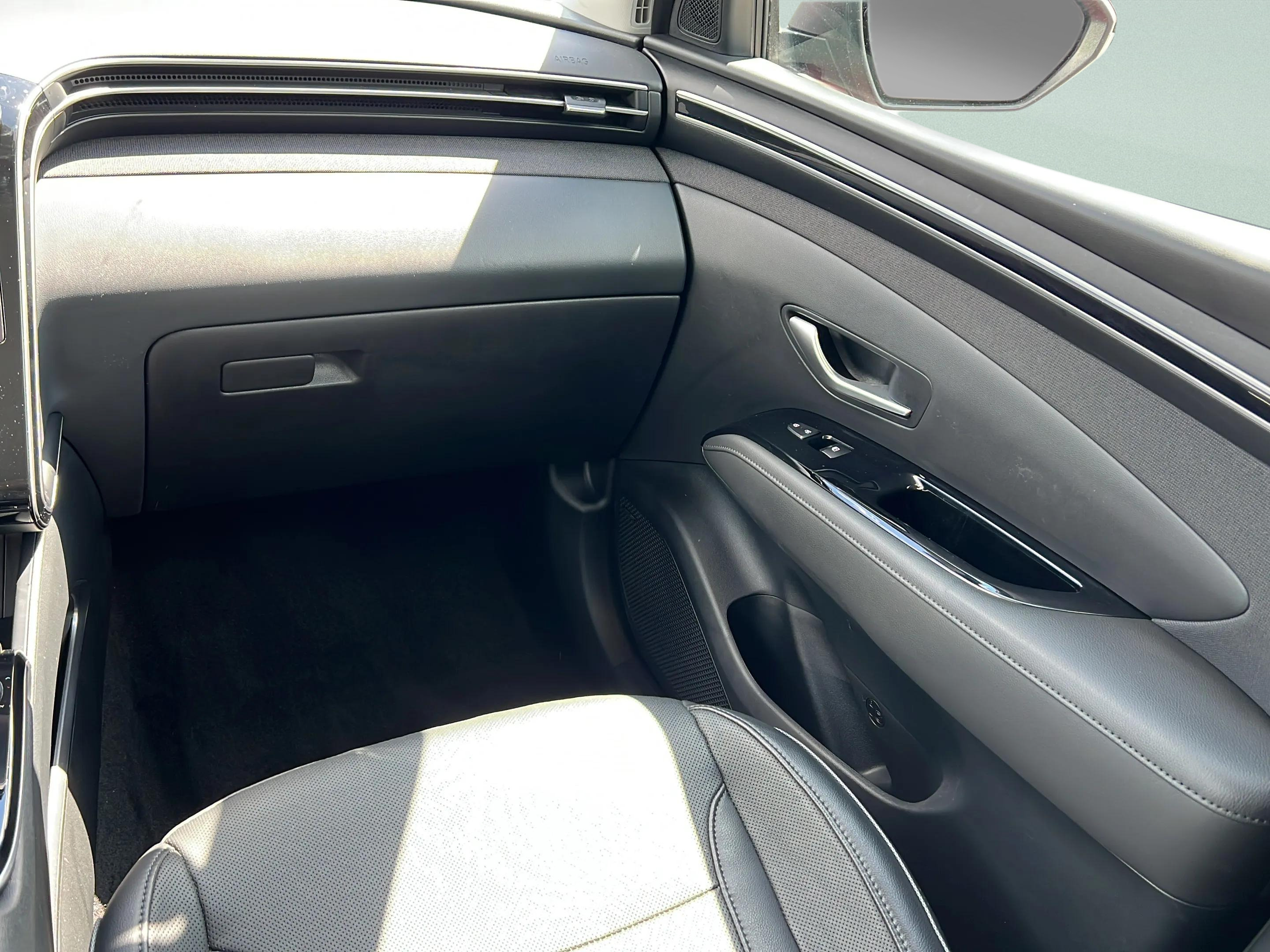 Certified 2024 Hyundai Tucson Limited FWD image 21