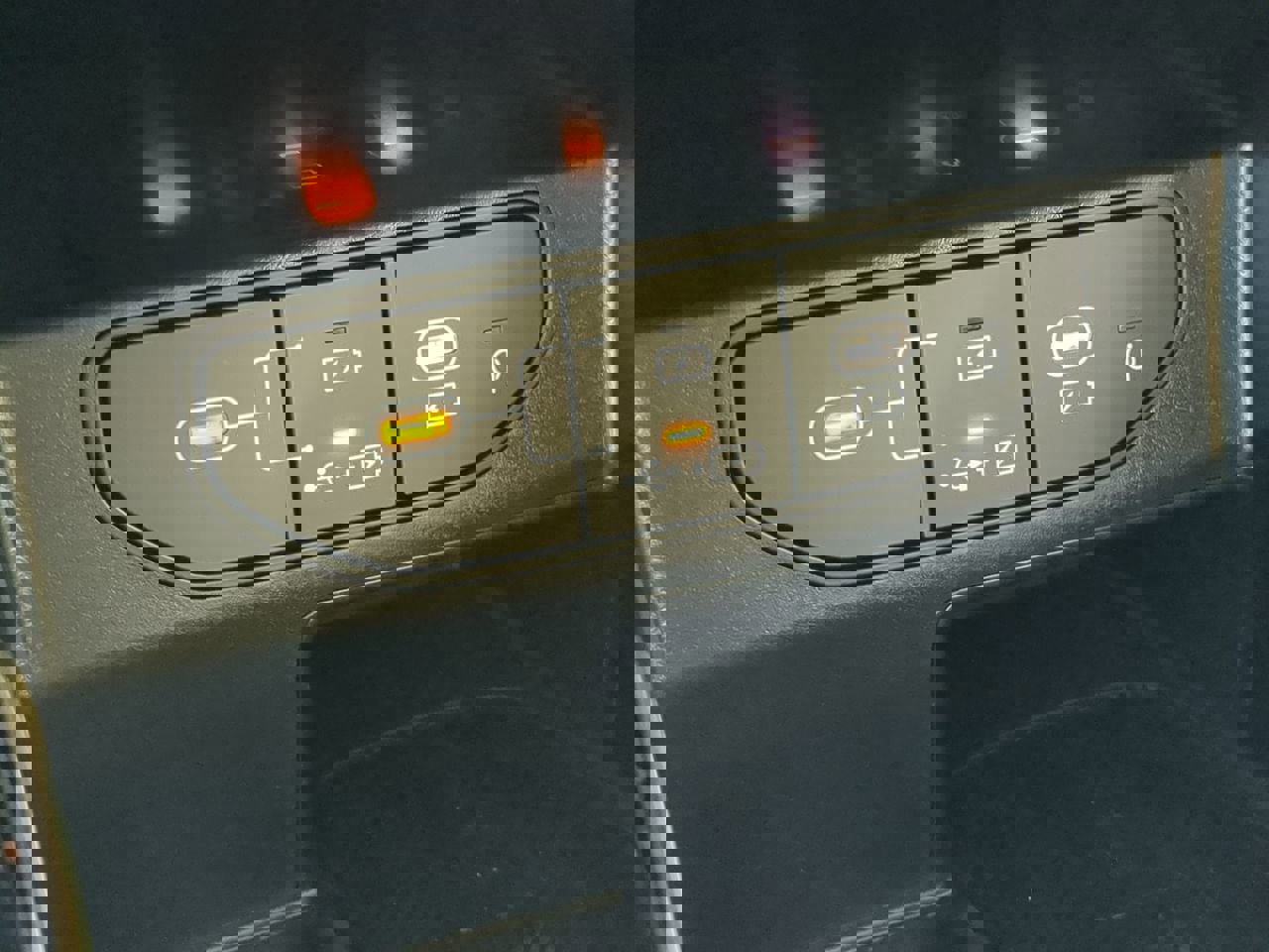 New 2025 Kia Sorento SX image 18