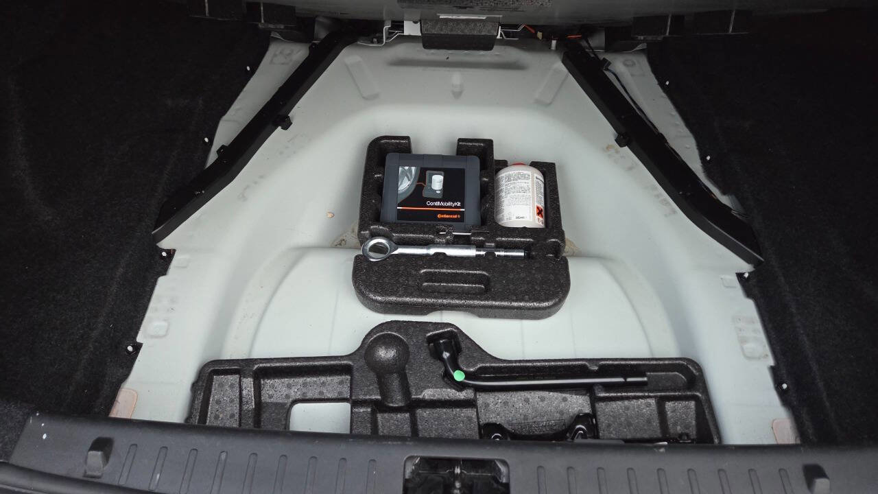 Used 2012 Volvo S60 T5 image 36