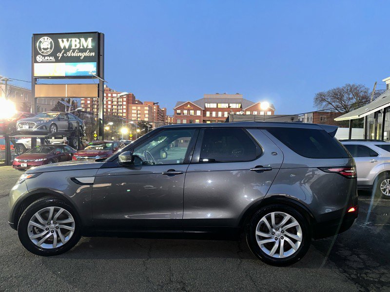 Used 2017 Land Rover Discovery HSE image 12