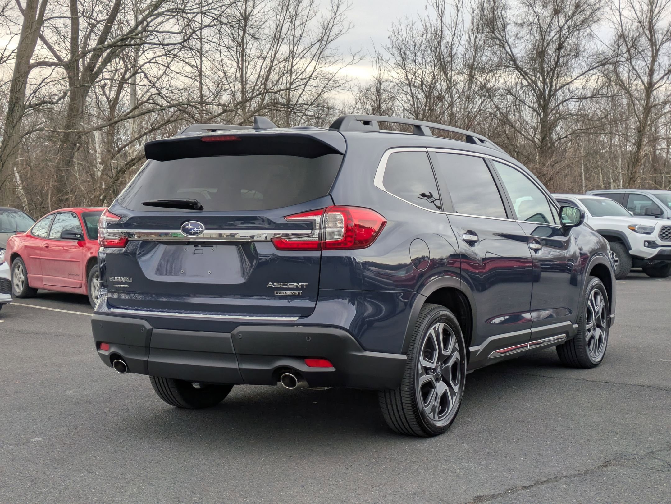 Used 2025 Subaru Ascent Touring w/ Popular Package #2 image 4