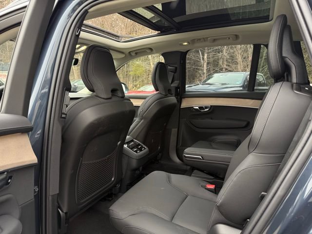 New 2026 Volvo XC90 B6 Plus w/ Protection Package Premier AWD/4WD image 25