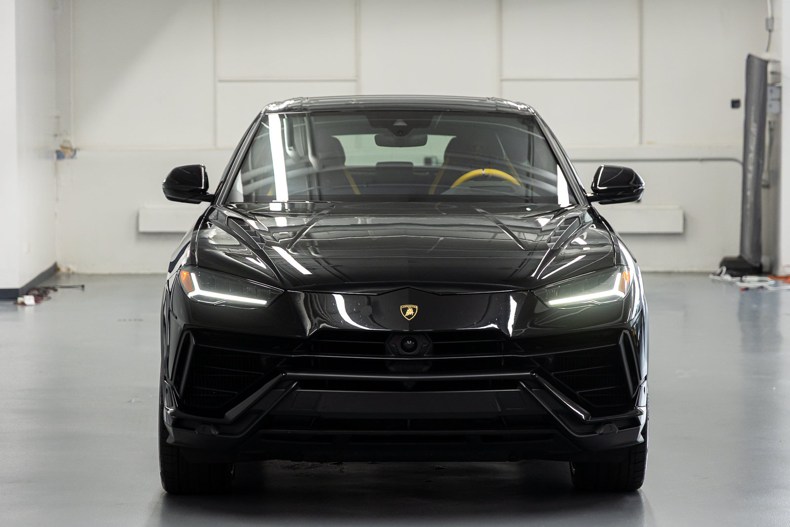 Used 2024 Lamborghini Urus S AWD/4WD image 8