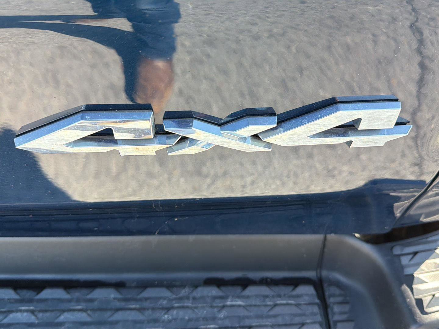 Used 2021 RAM 1500 Laramie w/ Sport Appearance Package image 12