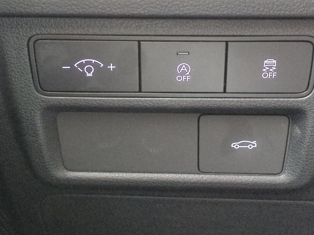 Used 2025 Hyundai Sonata SE FWD image 26