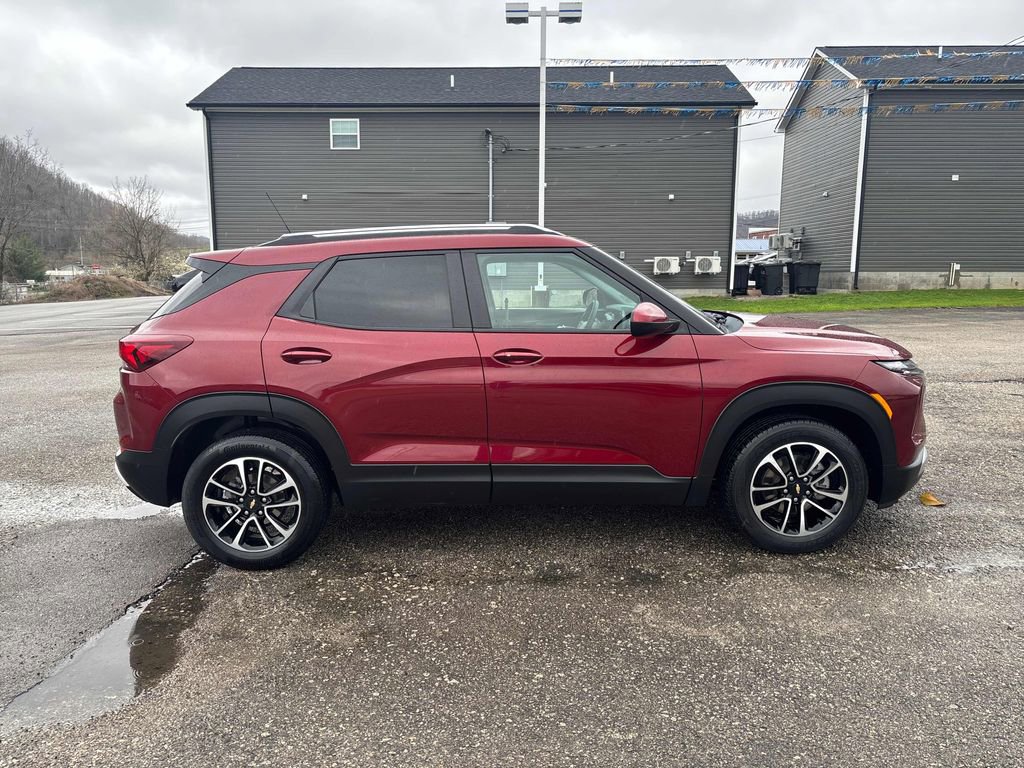 Used 2024 Chevrolet TrailBlazer LT FWD image 6