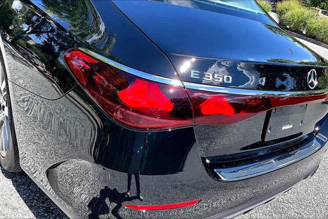 Used 2026 Mercedes-Benz E 350 4MATIC Sedan image 17
