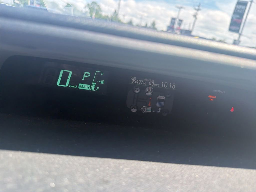 Used 2013 Toyota Prius C Three FWD image 2