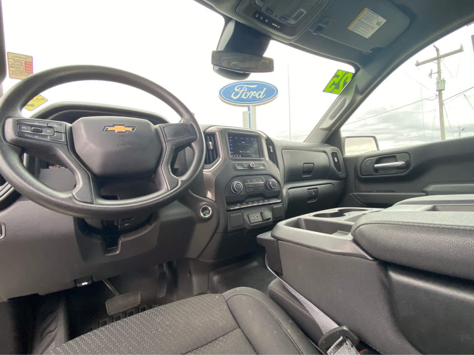 Used 2025 Chevrolet Silverado 1500 W/T RWD image 14