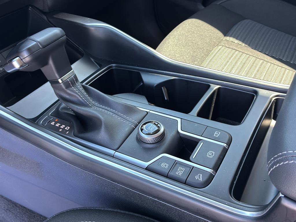 Certified 2026 Kia Sorento LX FWD image 25
