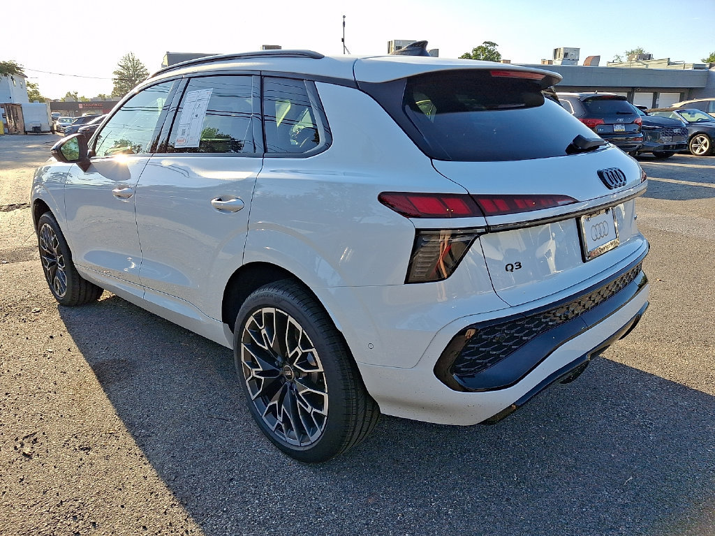 New 2026 Audi Q3 quattro 2.0T AWD/4WD image 3