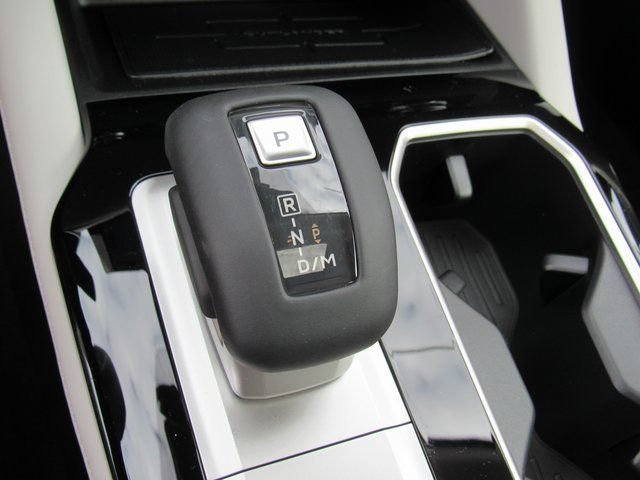New 2026 Mitsubishi Outlander SE FWD image 20