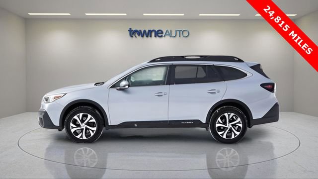 Used 2021 Subaru Outback Limited image 3