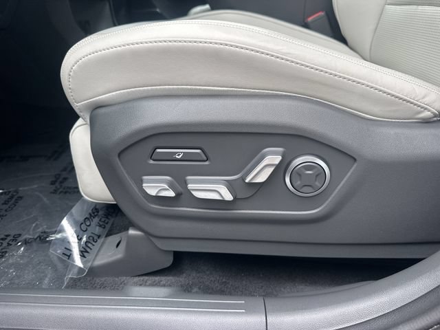Certified 2024 Hyundai Santa Fe Calligraphy FWD image 17