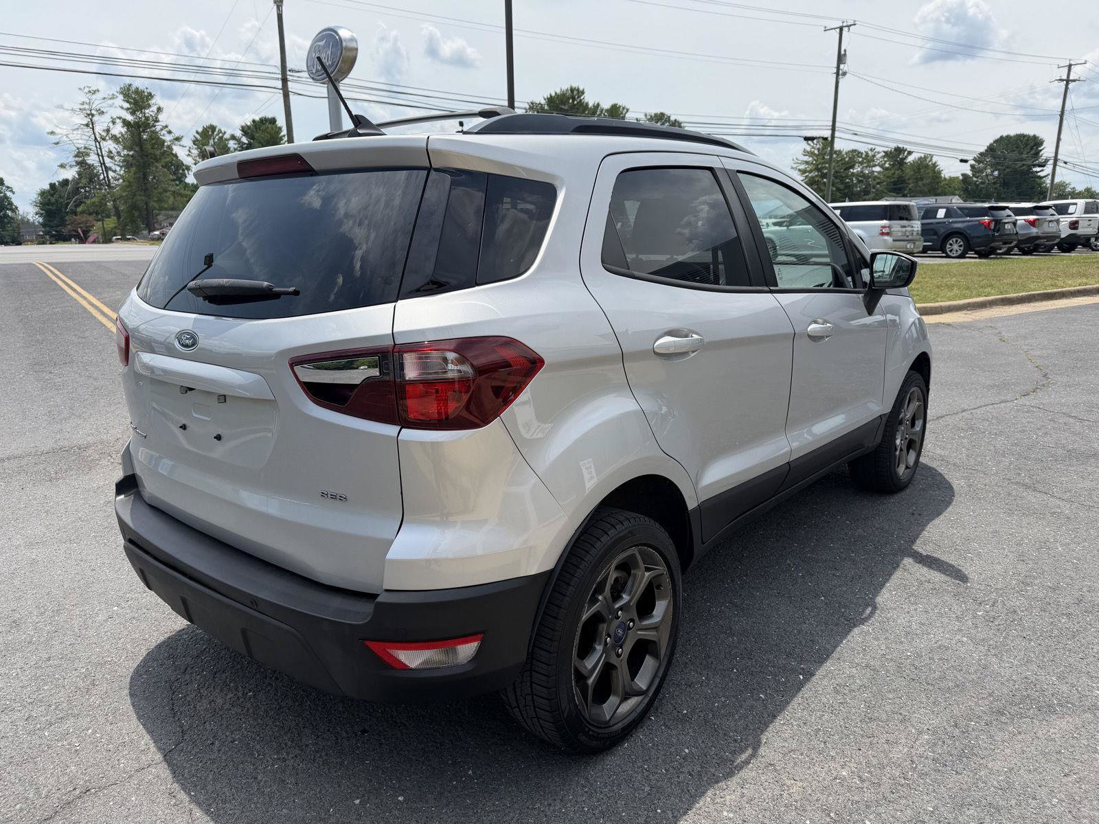 Certified 2018 Ford EcoSport SES w/ SES Cold Weather Package AWD/4WD image 5
