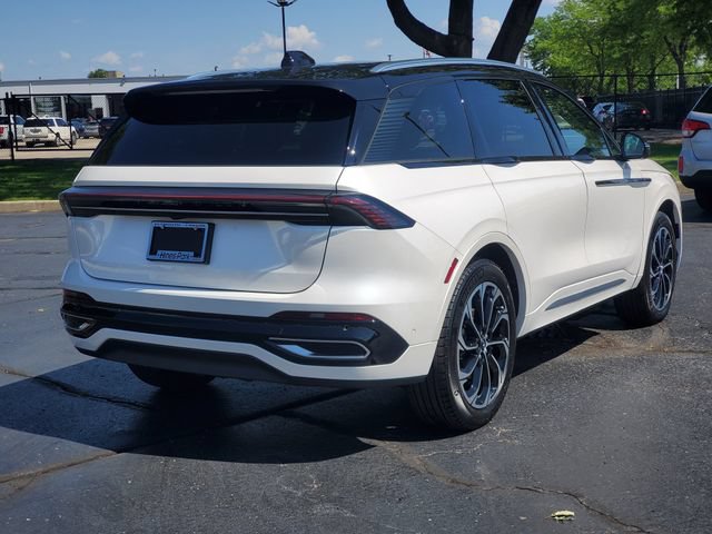 Certified 2024 Lincoln Nautilus Reserve w/ Equipment Group 202A AWD/4WD image 4