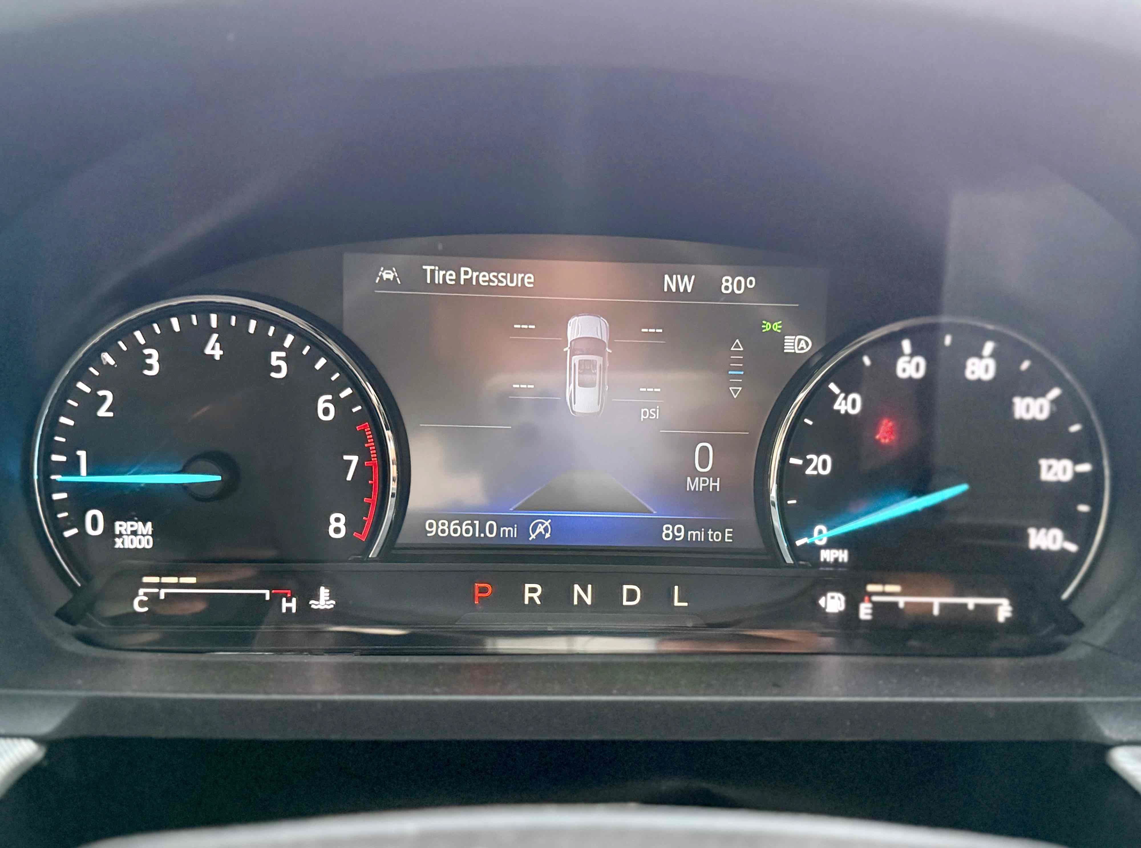 Used 2021 Ford Explorer XLT w/ Equipment Group 202A RWD image 19
