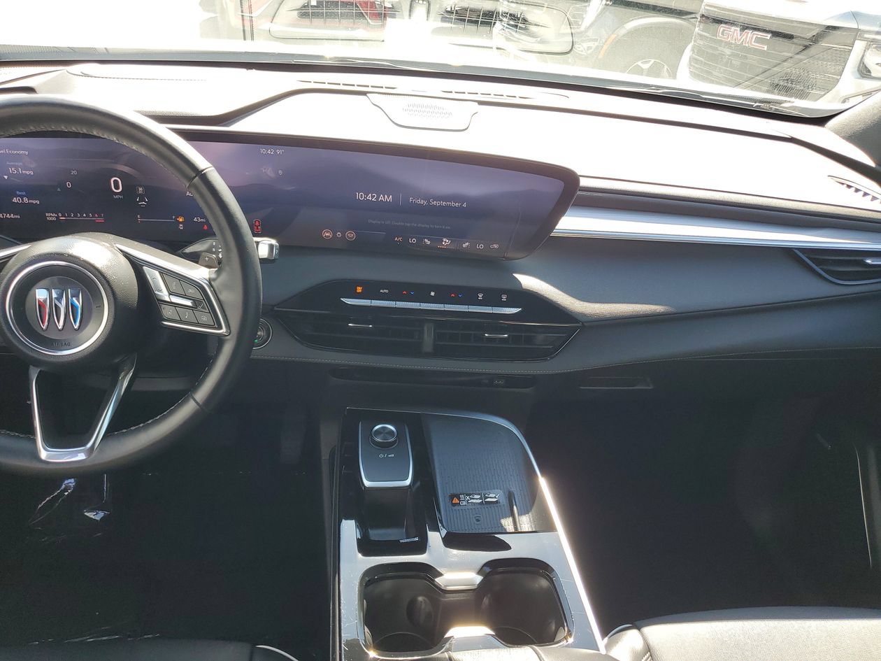 Used 2026 Buick Enclave Preferred FWD image 13