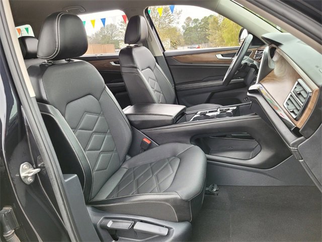 Used 2024 Volkswagen Atlas SE image 18