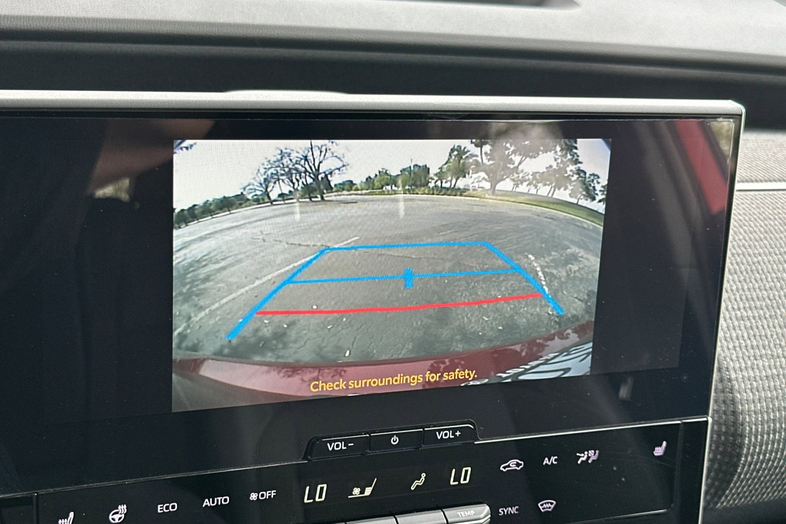 Used 2023 Toyota bZ4X XLE w/ Weather Package image 24