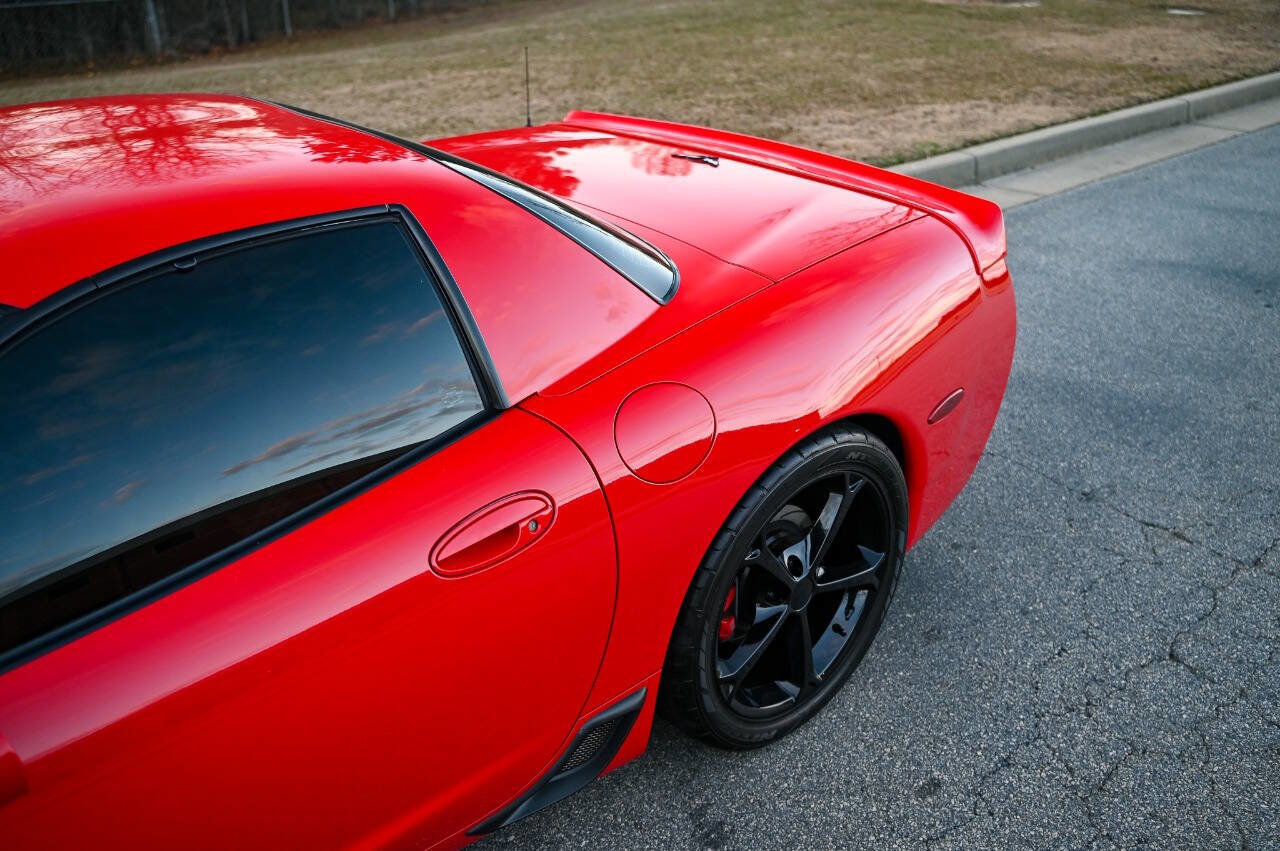 Used 2002 Chevrolet Corvette Z06 w/ Memory Pkg image 18