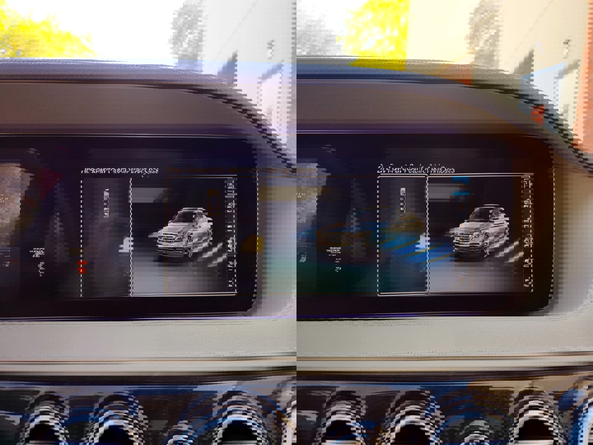 Used 2019 Mercedes-Benz S 560 Sedan image 20