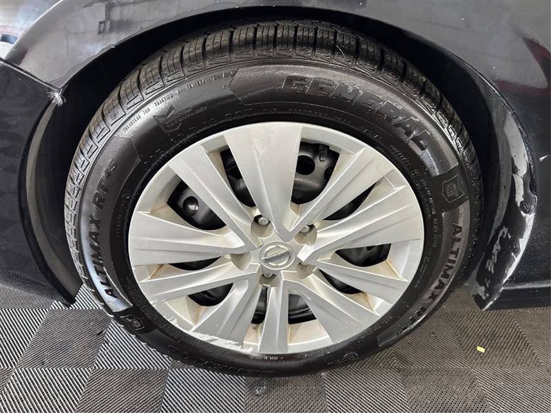Used 2020 Nissan Sentra S FWD image 30