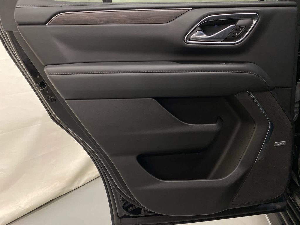 Used 2023 Chevrolet Tahoe LT image 12