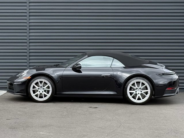 New 2026 Porsche 911 Carrera image 2