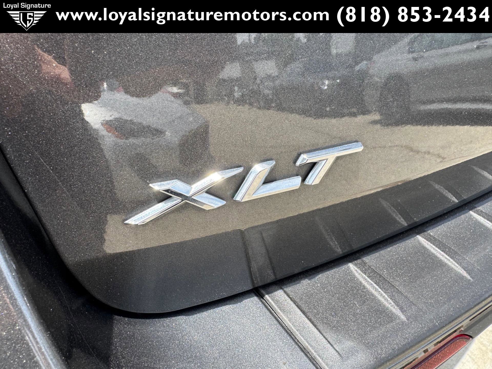 Used 2020 Ford Explorer XLT image 9