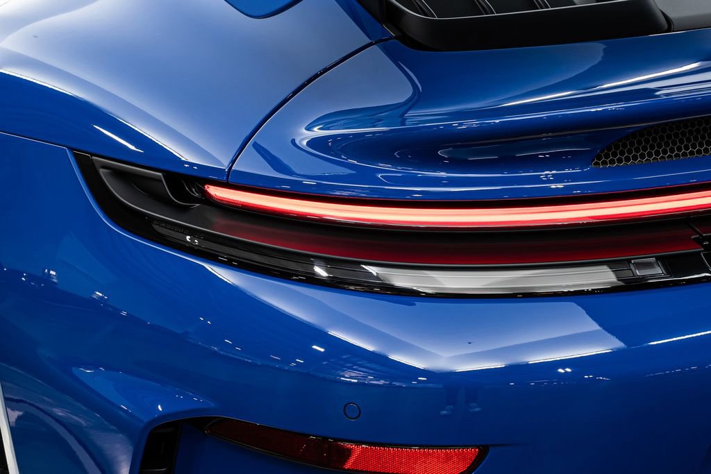 Used 2025 Porsche 911 GT3 image 24