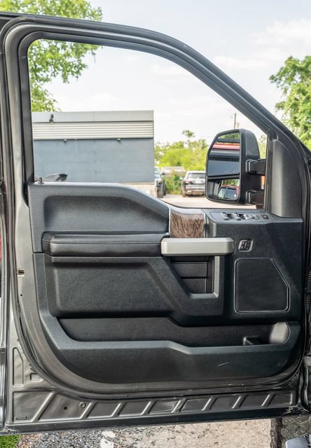 Used 2018 Ford F350 Lariat w/ Lariat Ultimate Package AWD/4WD image 17
