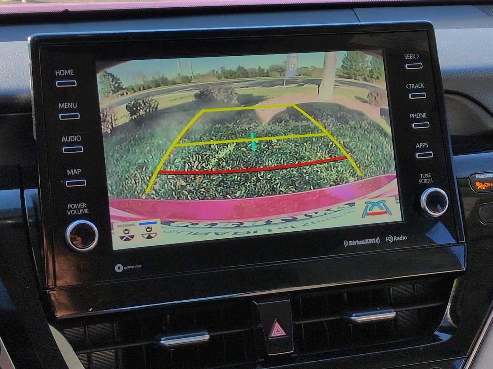 Used 2022 Toyota Camry XSE image 28