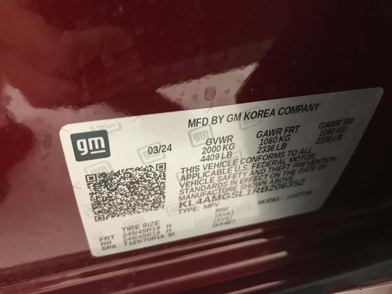 Used 2024 Buick Encore GX Avenir AWD/4WD image 32