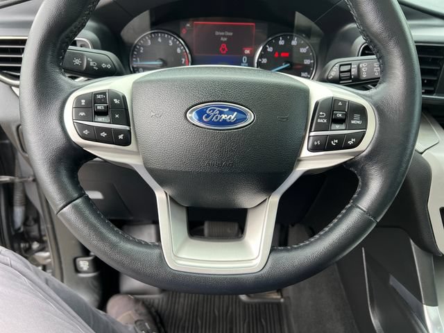 Certified 2023 Ford Explorer XLT w/ Equipment Group 202A AWD/4WD image 19