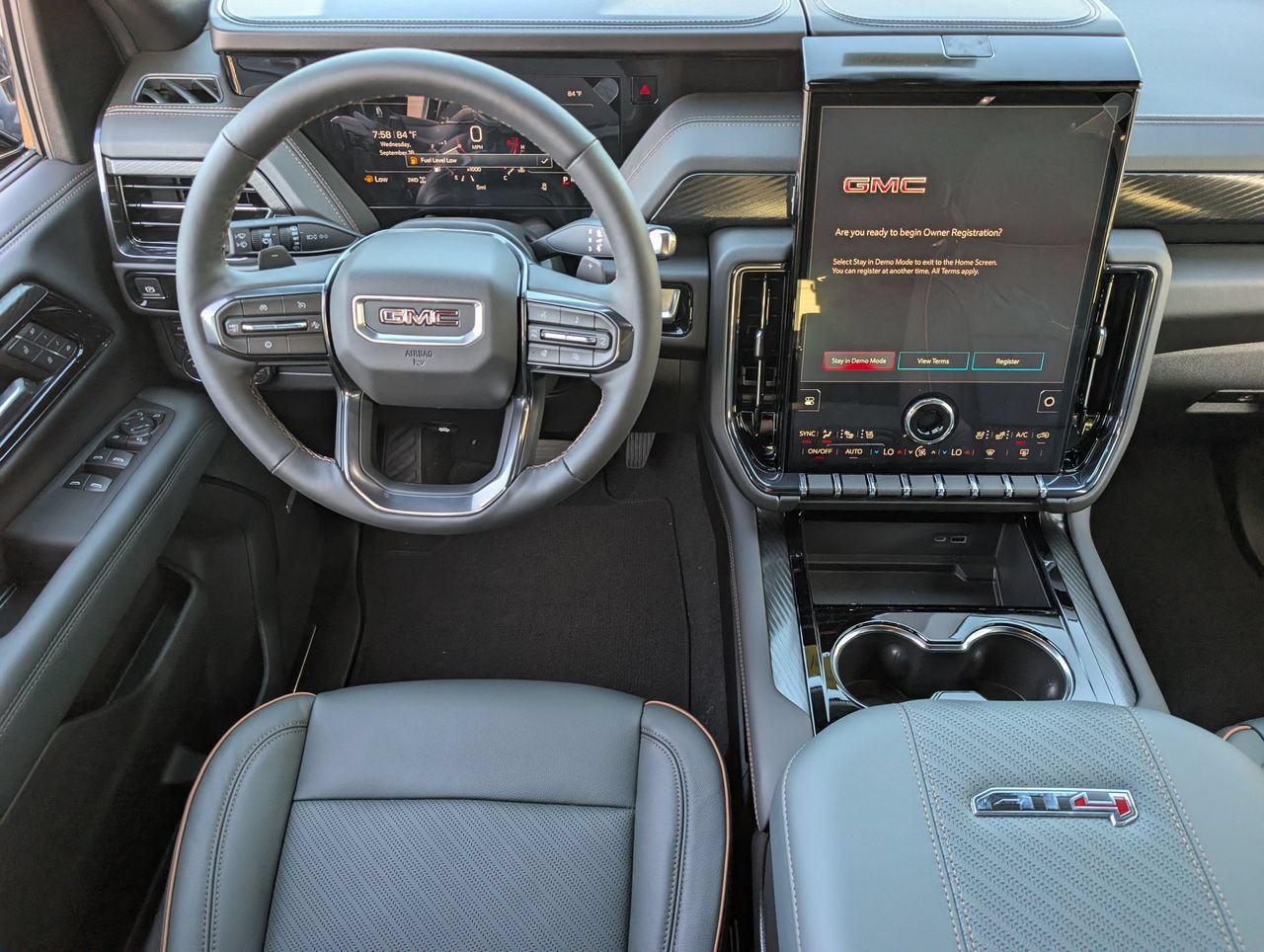 New 2026 GMC Yukon AT4 w/ AT4 Premium Package AWD/4WD image 9