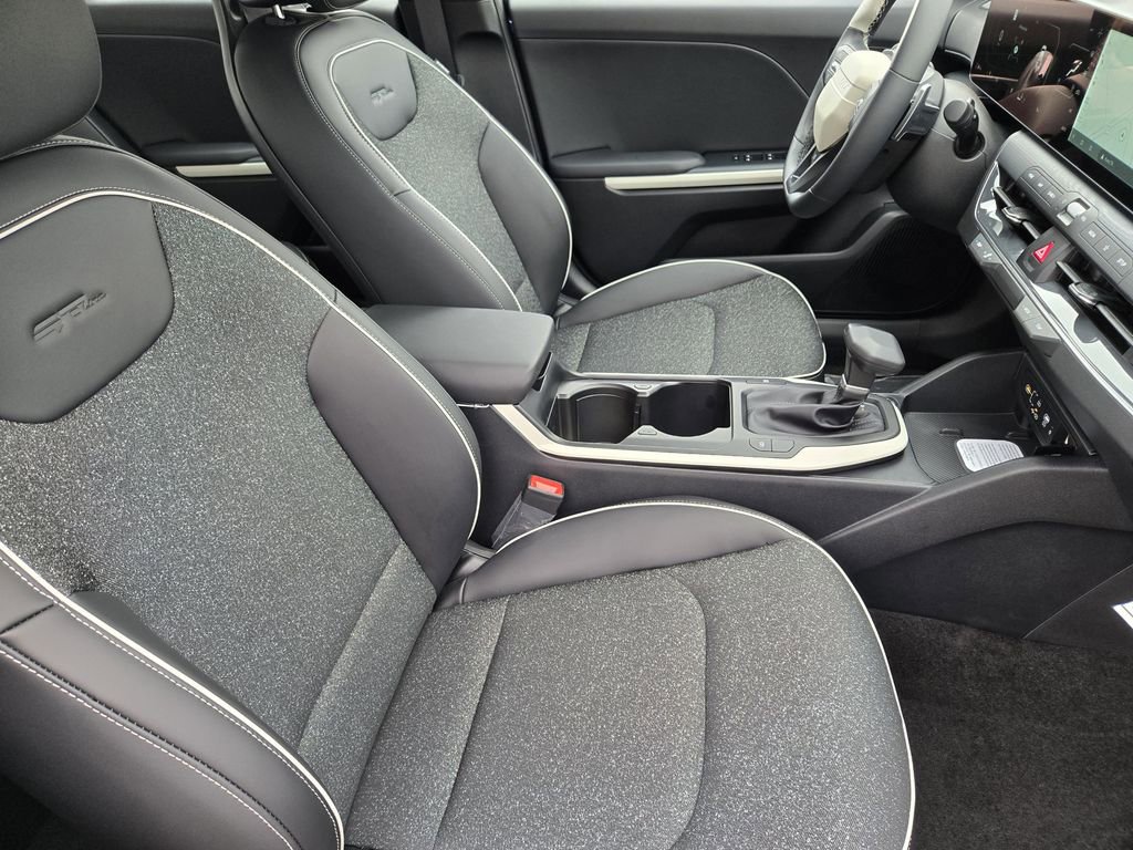 New 2025 Kia K4 GT-Line w/ GT-Line Sunroof Package image 10