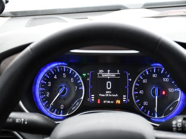 Used 2019 Chrysler Pacifica Touring Plus w/ Tire & Wheel Group image 19