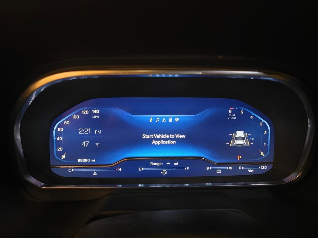 Used 2024 Chevrolet Suburban LT AWD/4WD image 11