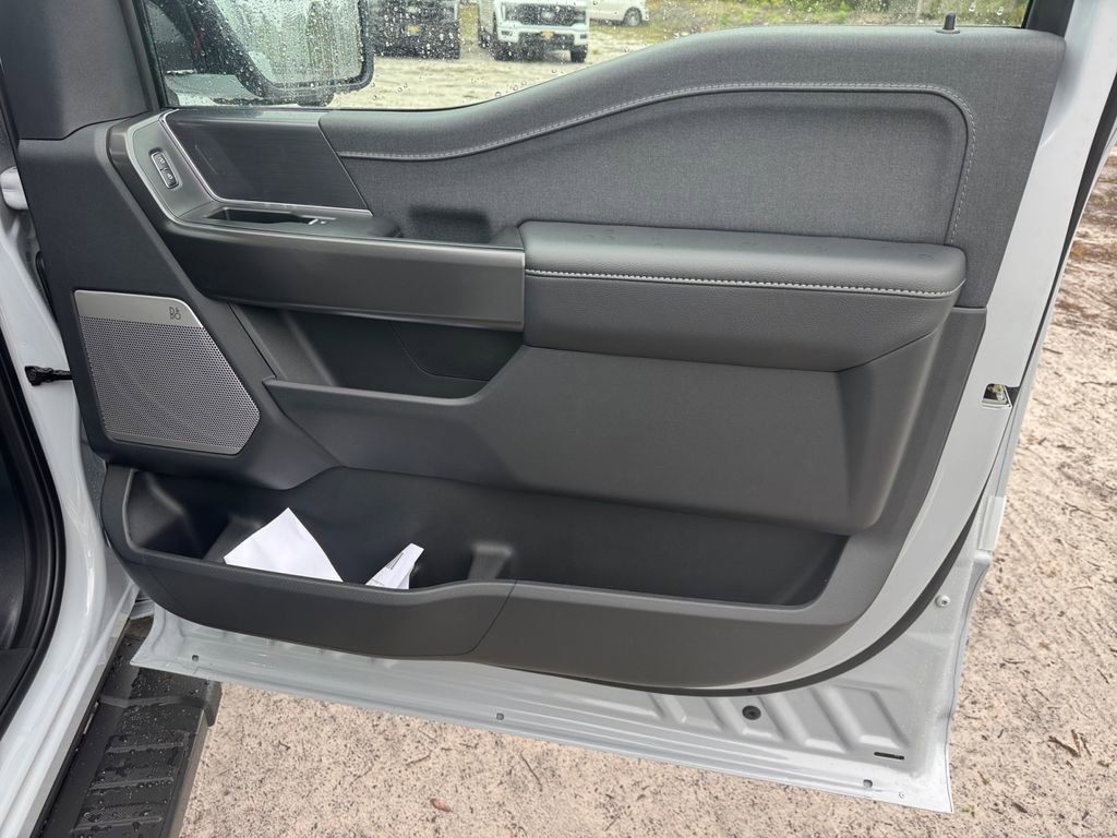 New 2025 Ford F150 Lariat w/ Equipment Group 501A Mid image 19