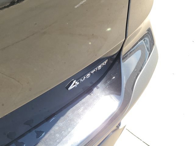 New 2026 Volkswagen Taos SEL AWD/4WD image 8