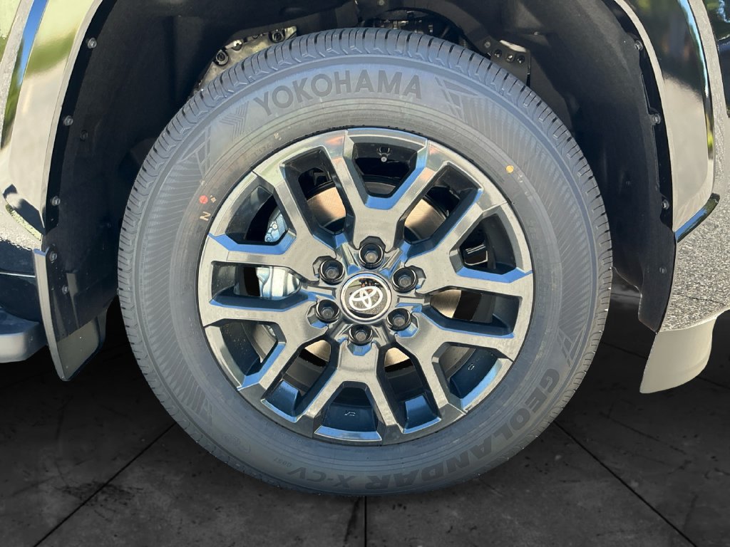 New 2026 Toyota Sequoia Platinum AWD/4WD image 15