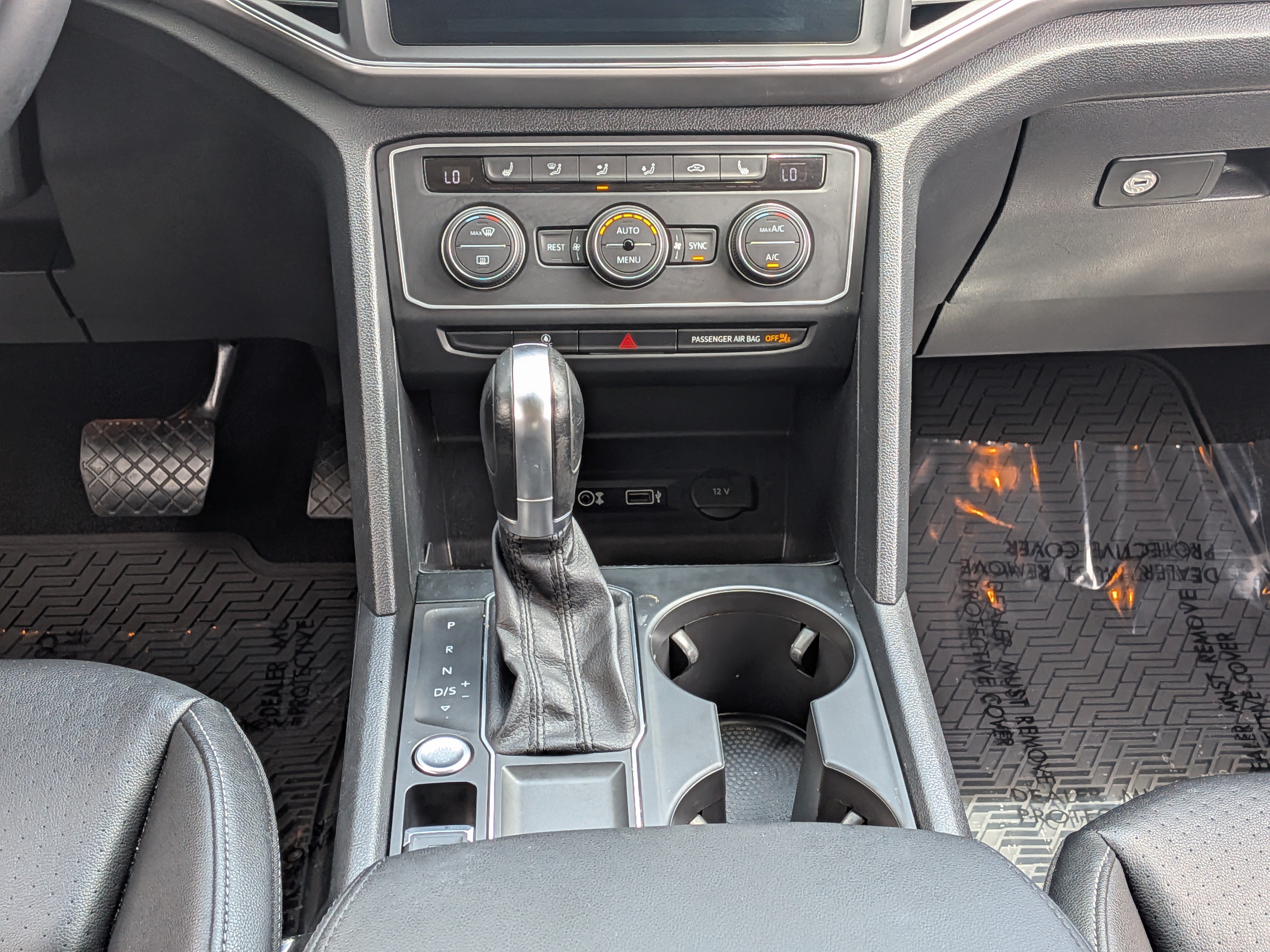 Used 2019 Volkswagen Atlas SE w/ Panoramic Sunroof Package FWD image 21
