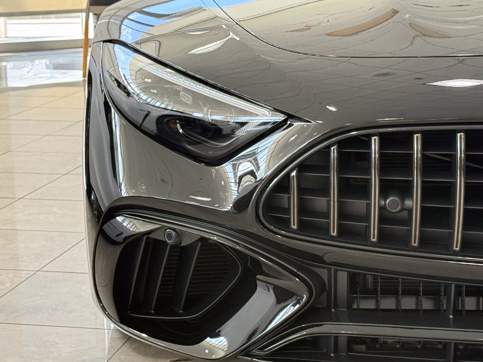 New 2027 Mercedes-Benz SL 63 AMG 4MATIC image 5