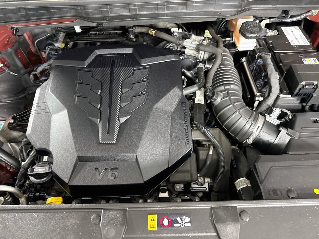 Used 2022 Kia Carnival LX FWD image 32