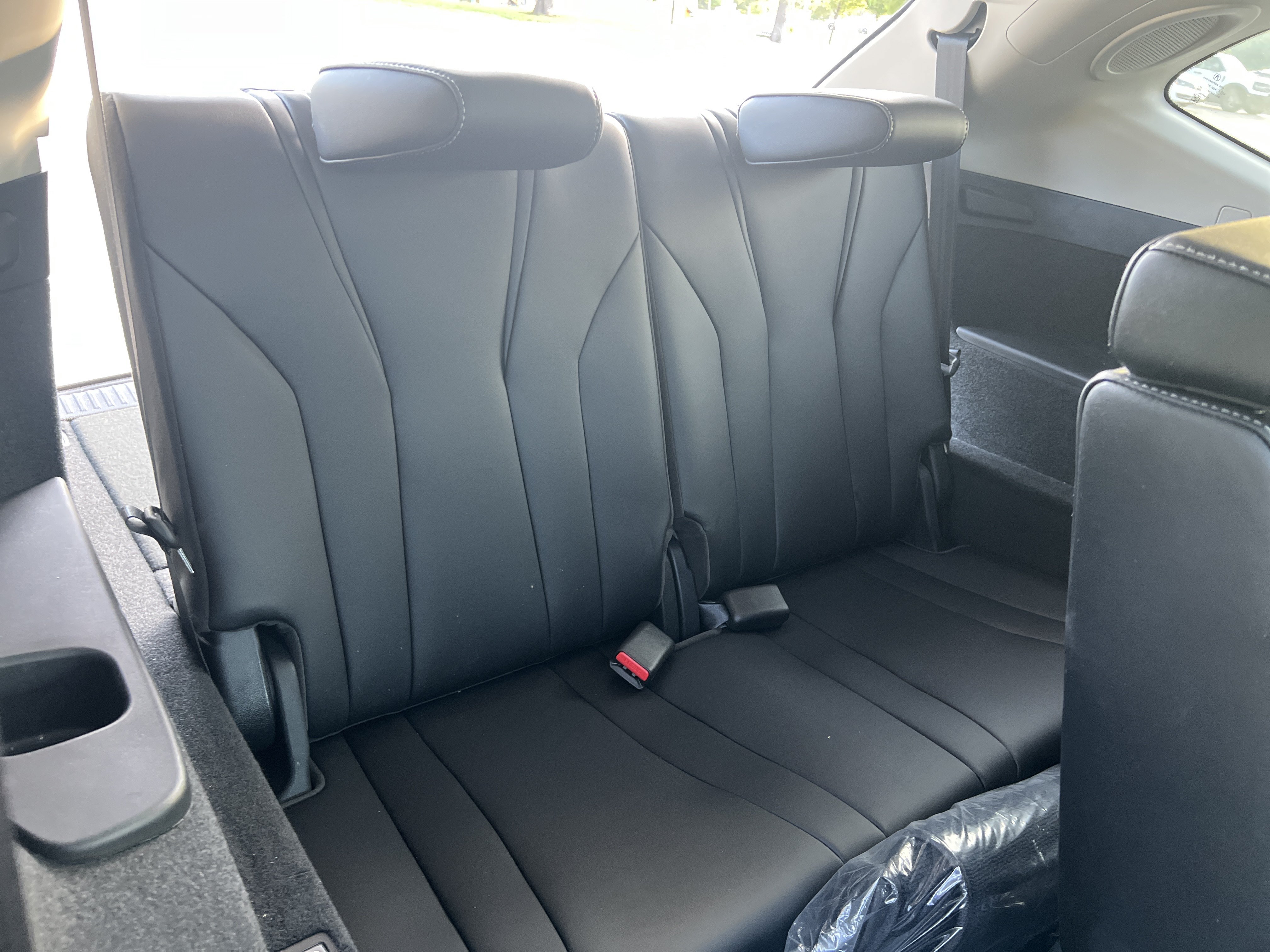 Used 2025 Acura MDX w/ Technology Package FWD image 29