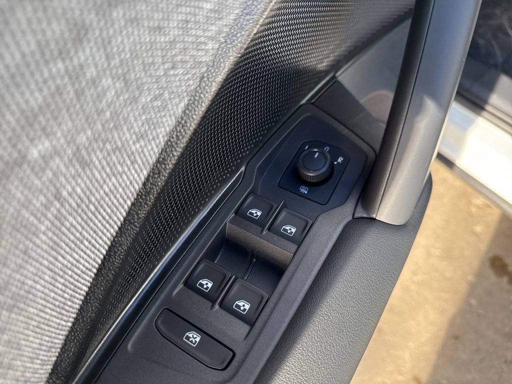 New 2026 Volkswagen Tiguan S image 11