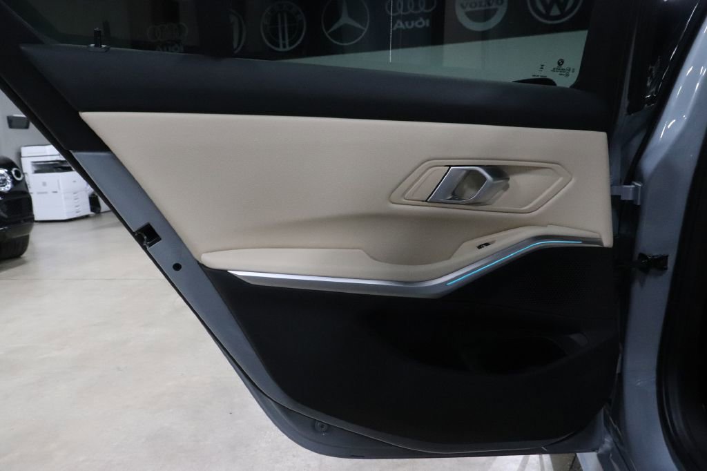 Used 2024 BMW 330e w/ Premium Package image 19
