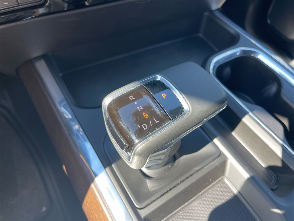 Used 2025 Chevrolet Silverado 1500 High Country w/ Midnight Edition image 18